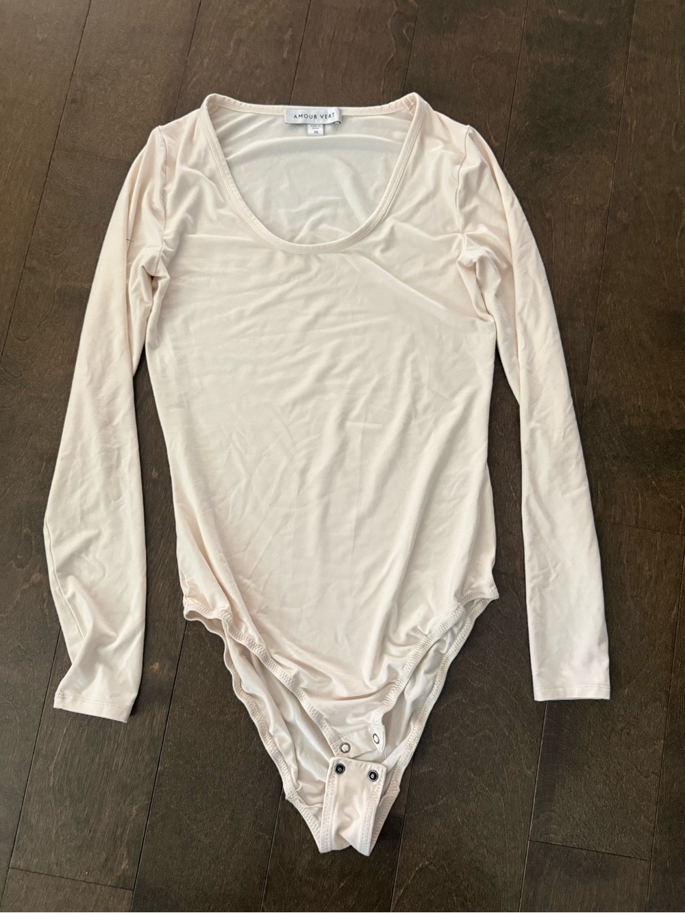 Amour Vert Long sleeve Ivory White Sleeveless Bodysuit